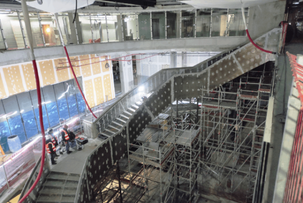 SVN - Escalier monumental