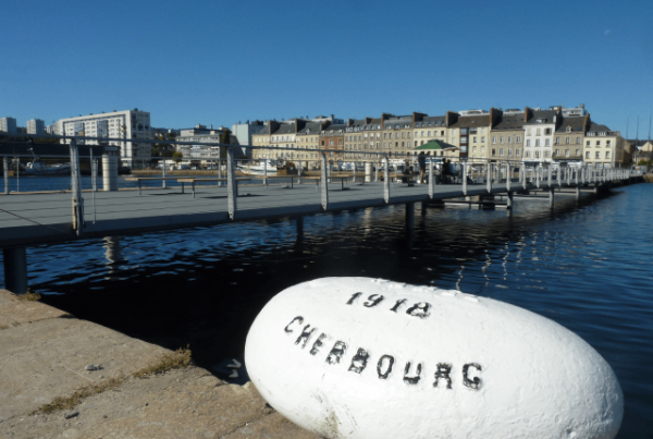 Comportement dynamique de la passerelle du Bassin du Commerce