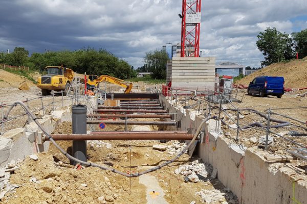 Surveillance - Travaux autour de la conduite Eau De Paris